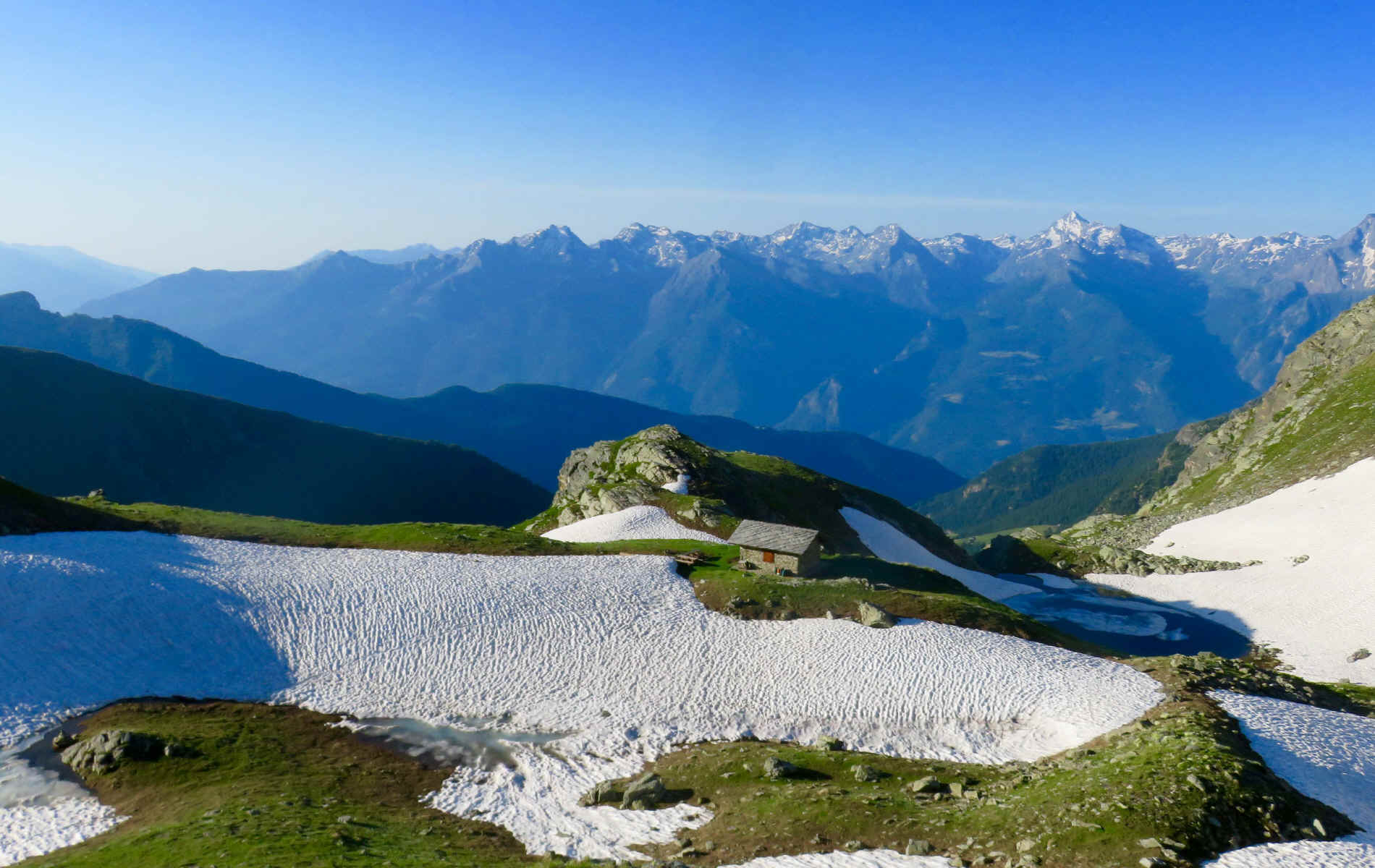  Refuge Cuney > Rey (Ollomont)