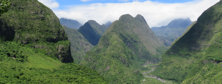 PROLOGUE AU VOYAGE PROLOGUE AU VOYAGE