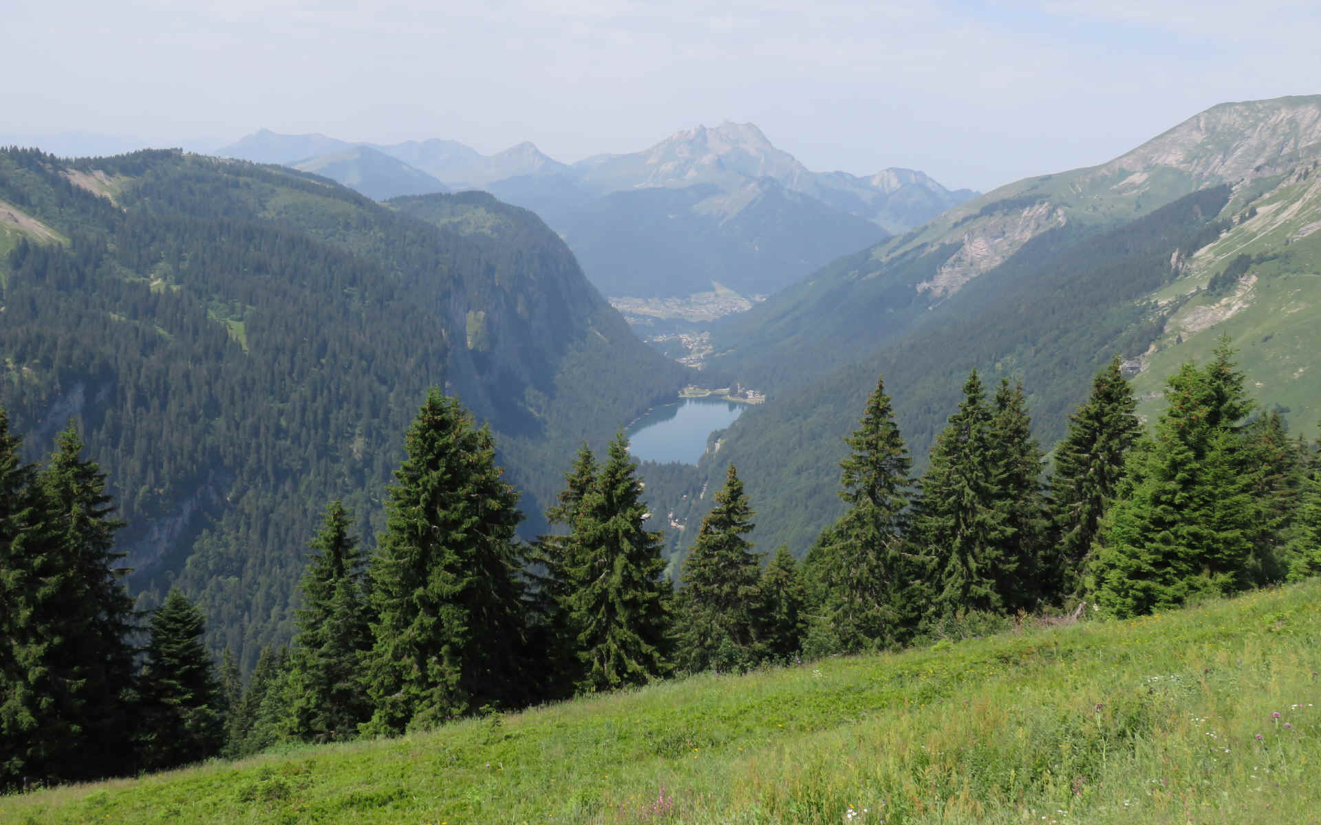 Alpes Gr 5 Nord - Leman Modane — étape 3 : Trebentaz - Chesery Lac vert